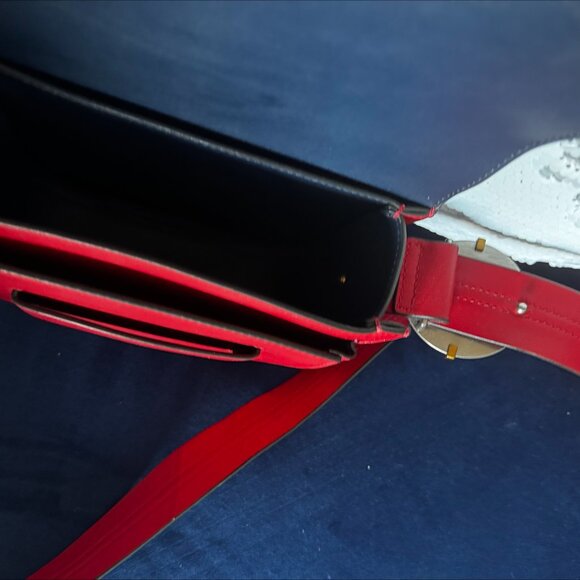 Unique Bag: Tory Burch Modern Buckle Cross Body Bag - Picture 6 of 8